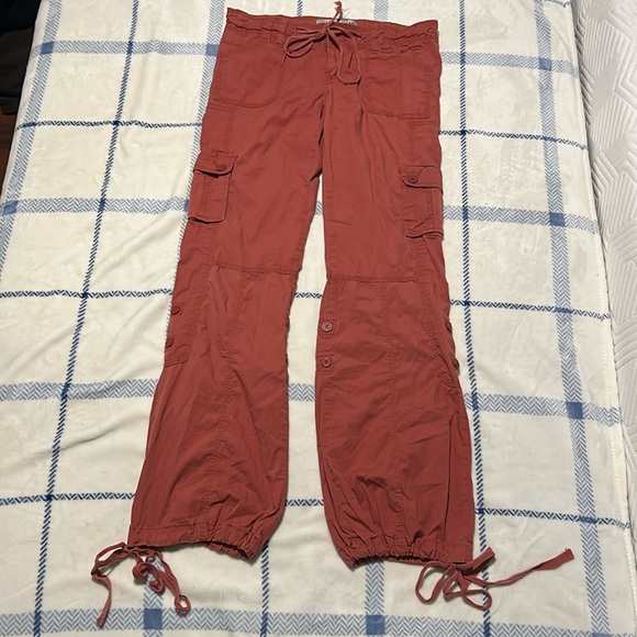 American Rag Cie cargo pants maroon color - Picture 1 of 7